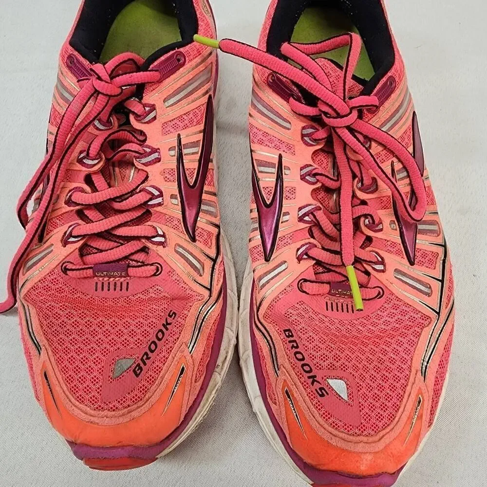 Brooks Women's Size 8.5 Transcend Ultimate Ride Pink Running Shoes HH